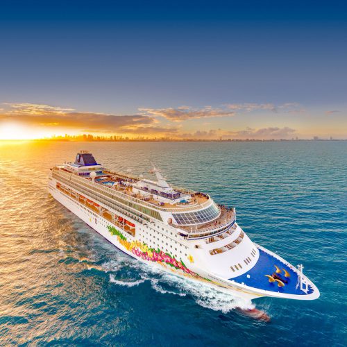 5 special advantages of traveling by ship